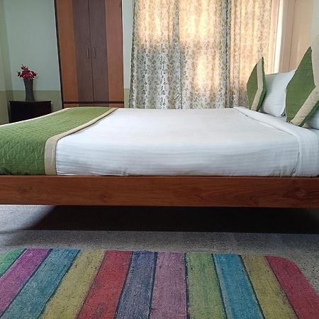 Riverview Guest House グワーハーティー エクステリア 写真